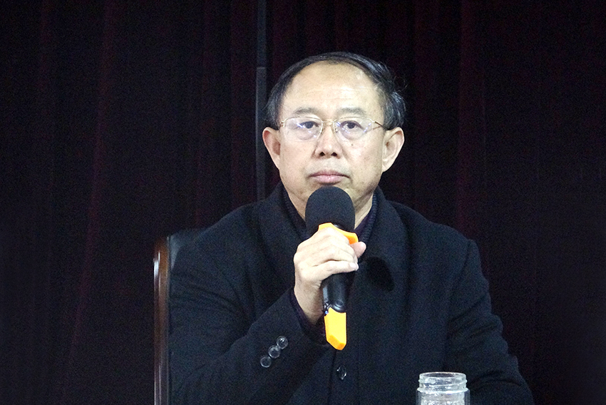 我校隆重举行图书馆捐赠图书仪式