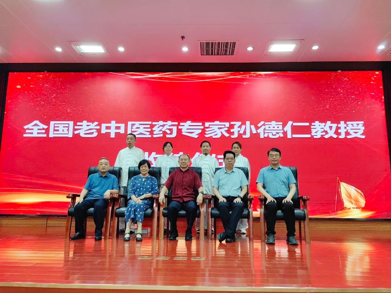 微信图片_20250824150944.jpg