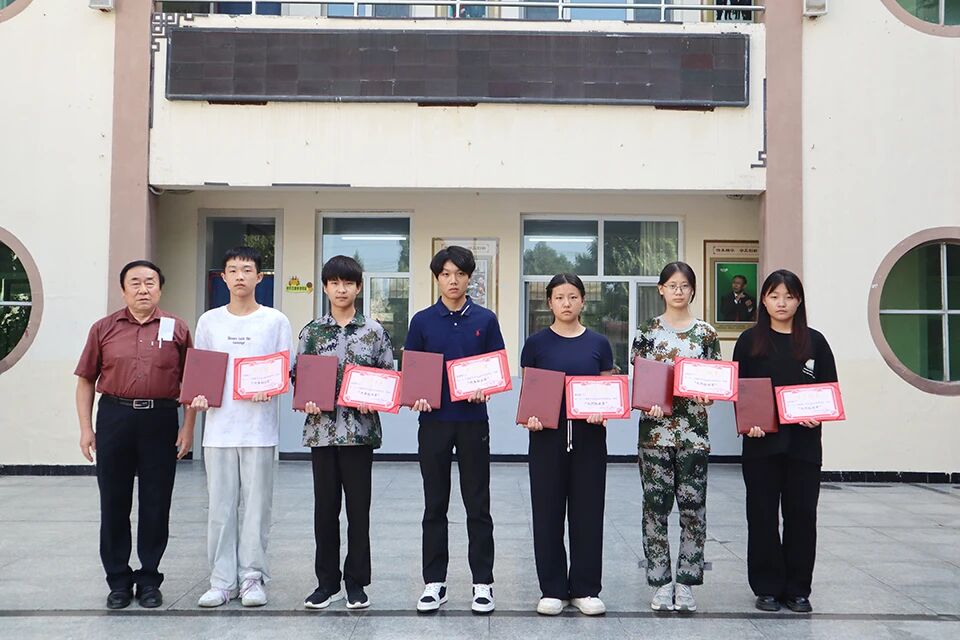 微信图片_2025-09-12_104509_400.jpg
