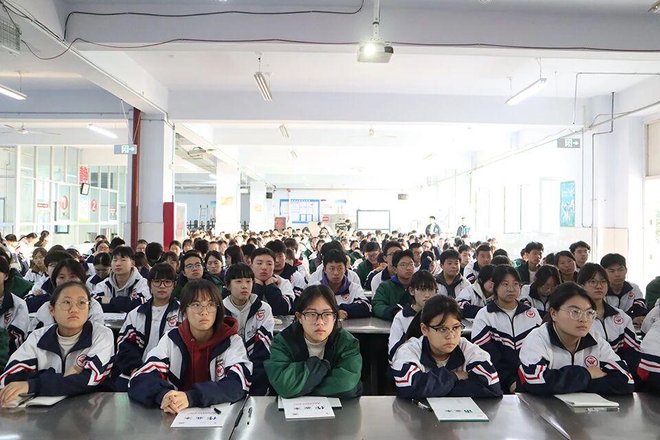 微信图片_2025-10-30_152942_739.jpg 微信图片_2025-10-30_152942_739.jpg