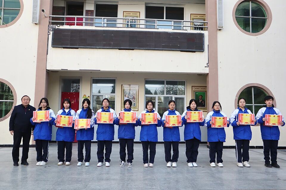 微信图片_2025-12-05_103139_568.jpg 微信图片_2025-12-05_103139_568.jpg