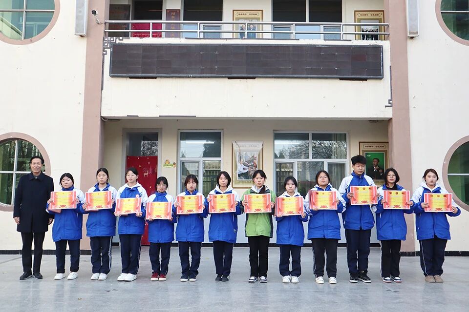 微信图片_2025-12-05_103143_529.jpg 微信图片_2025-12-05_103143_529.jpg